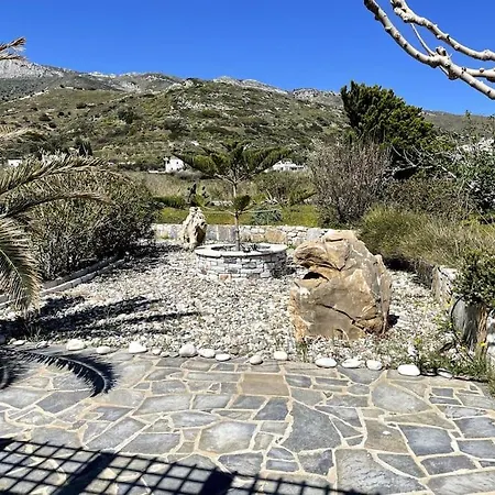 Ariadne's - Apollonas