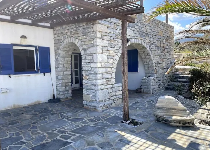 Ariadne's - Apollonas Apartment *